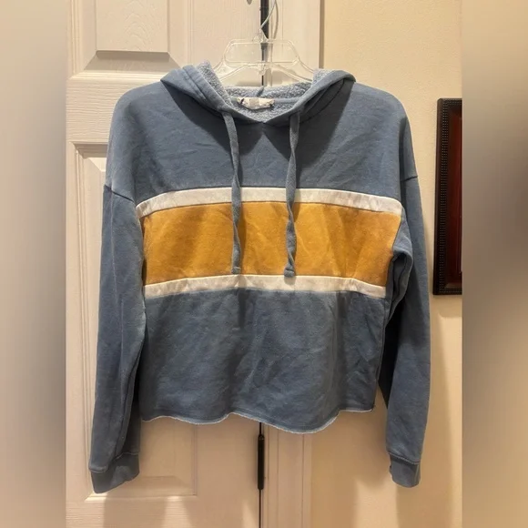 Pink Rose Blue Lightweight Hoodie - Picture 1 of 7